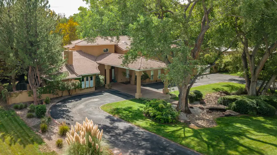 5808 Padre Roberto Road Nw, Albuquerque, NM 87107 - #2