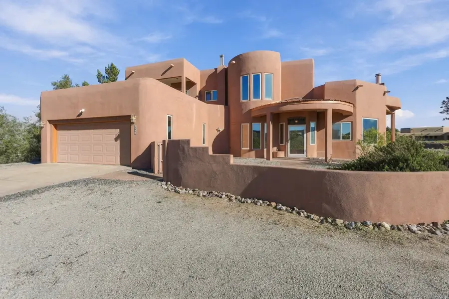 7921 San Diego Avenue Ne, Albuquerque, NM 87122 - #3
