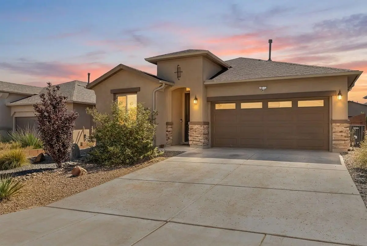 374 W Adeline Avenue Sw, Los Lunas, NM 87031 - #1