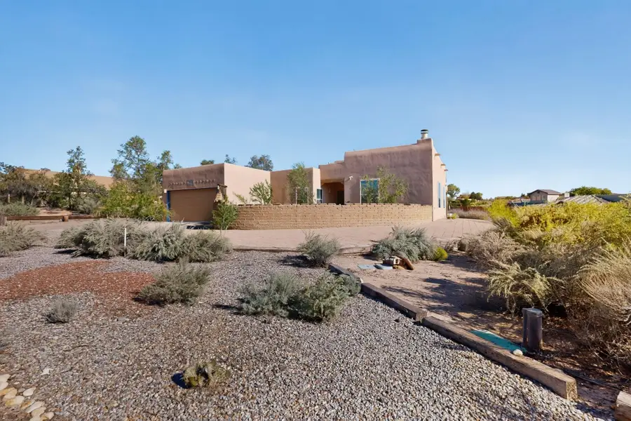 5725 Rio Pinos Road Ne, Rio Rancho, NM 87144 - #2