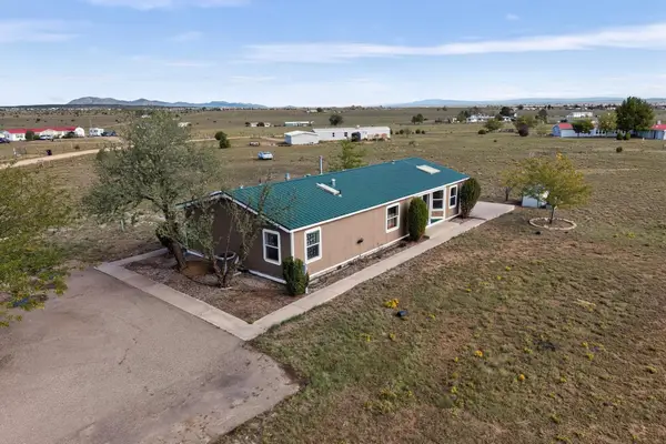 74 Coyote Loop, Moriarty, NM 87035