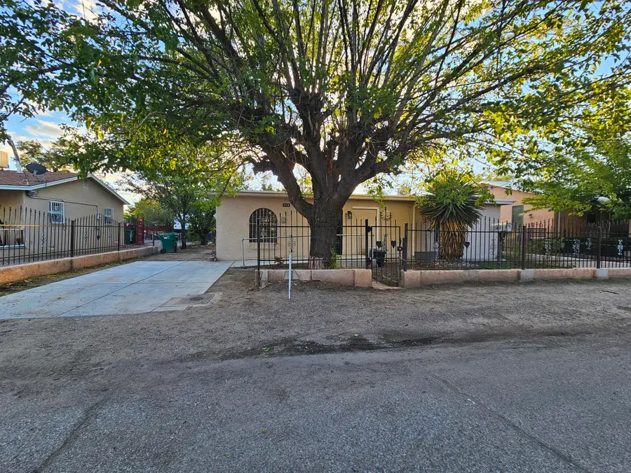 725 Cannon Road Sw, Albuquerque, NM 87105 - #2