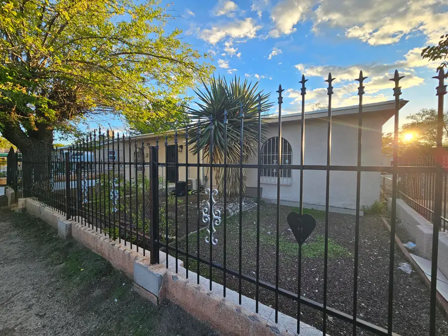 725 Cannon Road Sw, Albuquerque, NM 87105 - #3