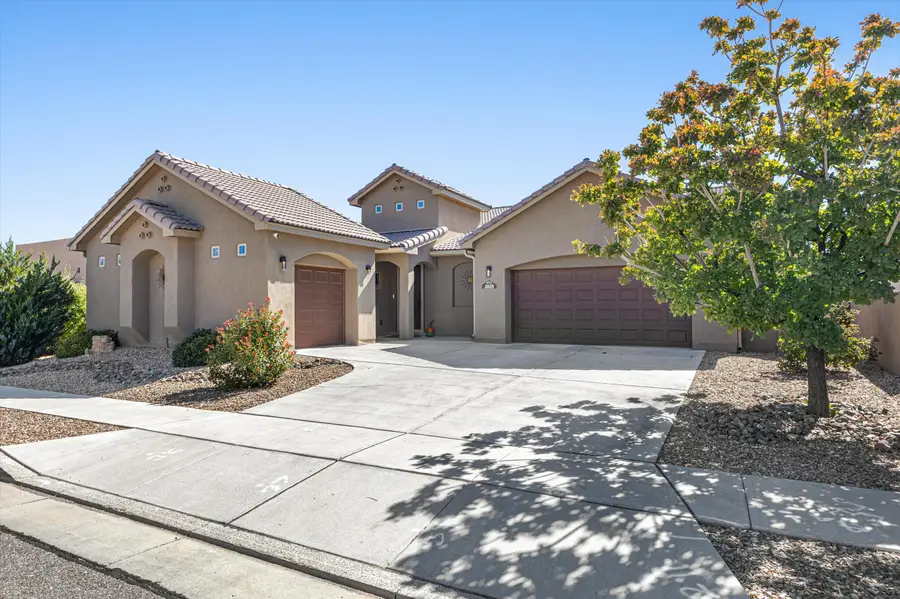 2805 Redondo Santa Fe Ne, Rio Rancho, NM 87144 - #2
