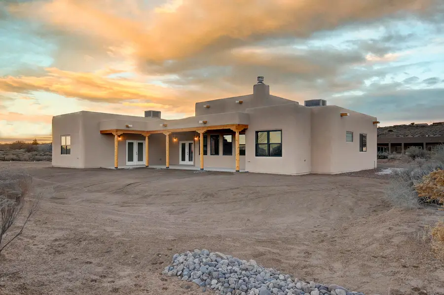 1597 Camino De La Tierra Road, Corrales, NM 87048 - #2