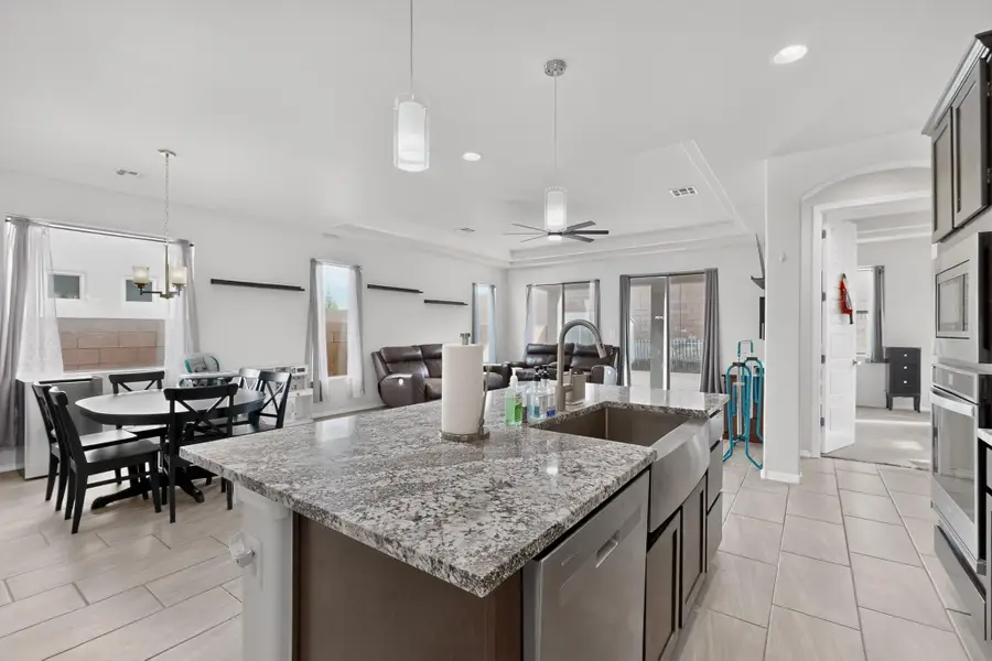 4232 Crowned Eagle Loop Ne, Rio Rancho, NM 87144 - #3