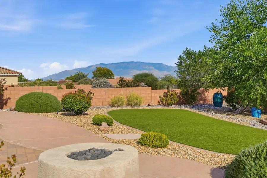 5004 Calle Espana Nw, Albuquerque, NM 87120 - #2