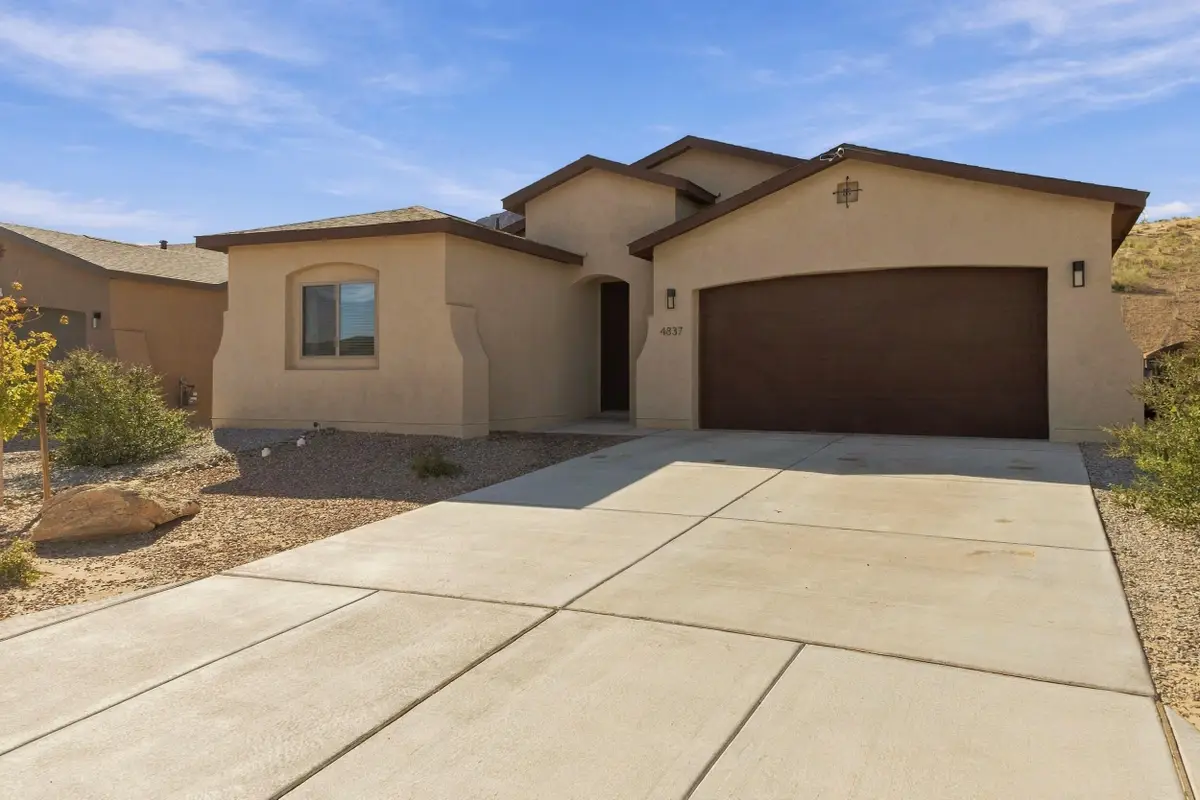 4837 Guadalupe Peak Street Sw, Los Lunas, NM 87031 - #1