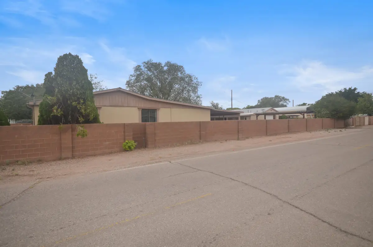 1401 Santa Rosa Road Sw, Albuquerque, NM 87105 - #1