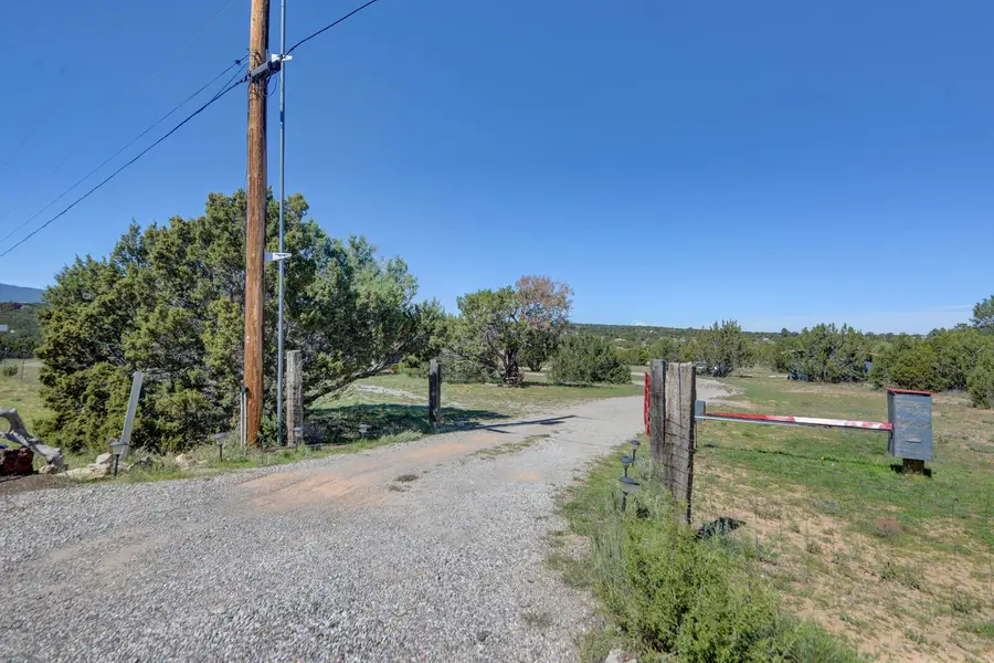 37 Camino Del Oriente, Tijeras, NM 87059 - #3