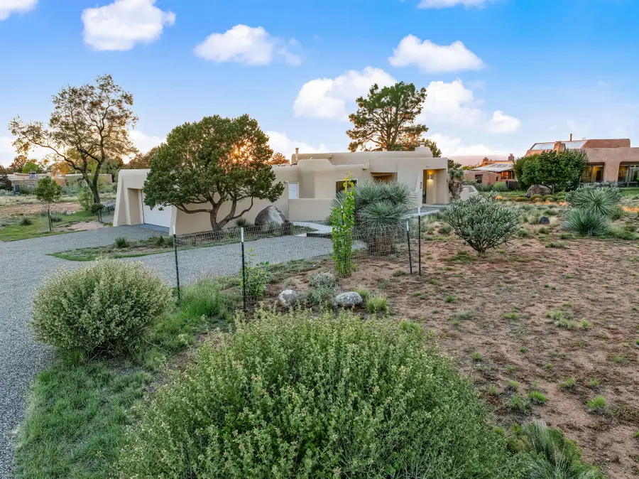 979 Antelope Avenue Ne, Albuquerque, NM 87122 - #2