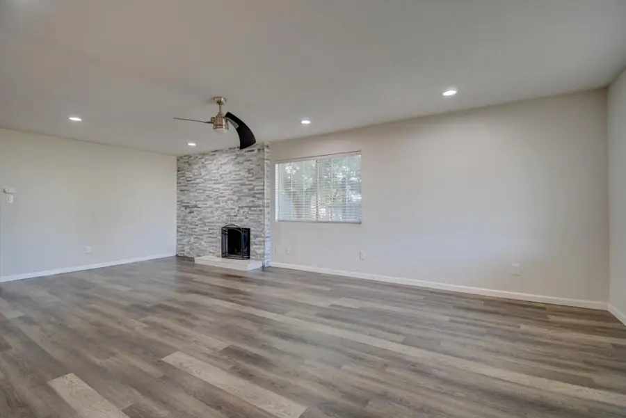 8132 Monterey East Avenue Ne, Albuquerque, NM 87109 - #3
