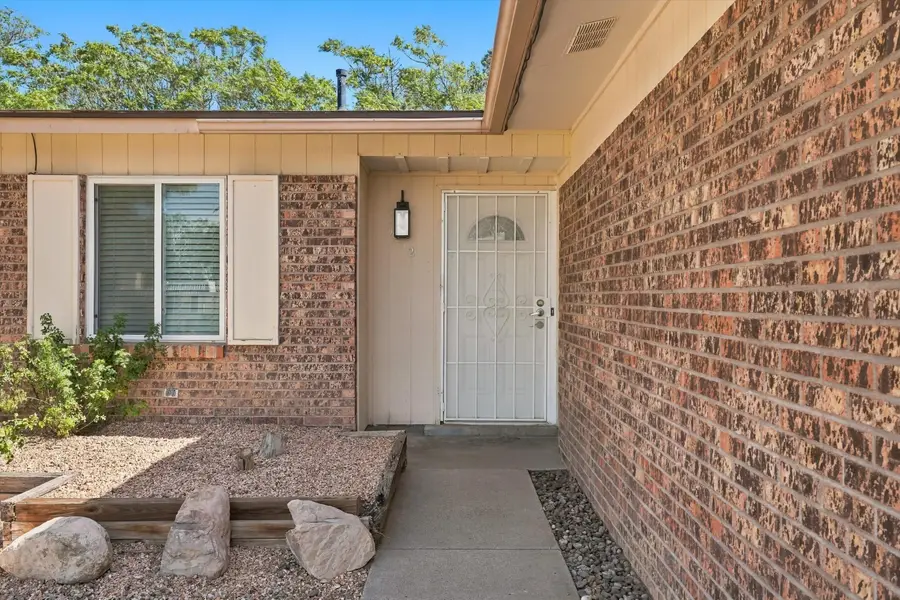1212 Willys Knight Drive Ne, Albuquerque, NM 87112 - #2