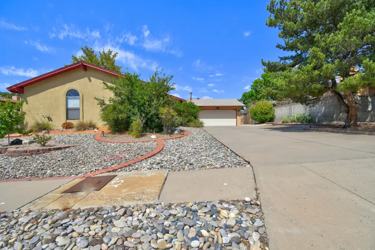 2021 Monte Largo Drive Ne, Albuquerque, NM 87112 - #1