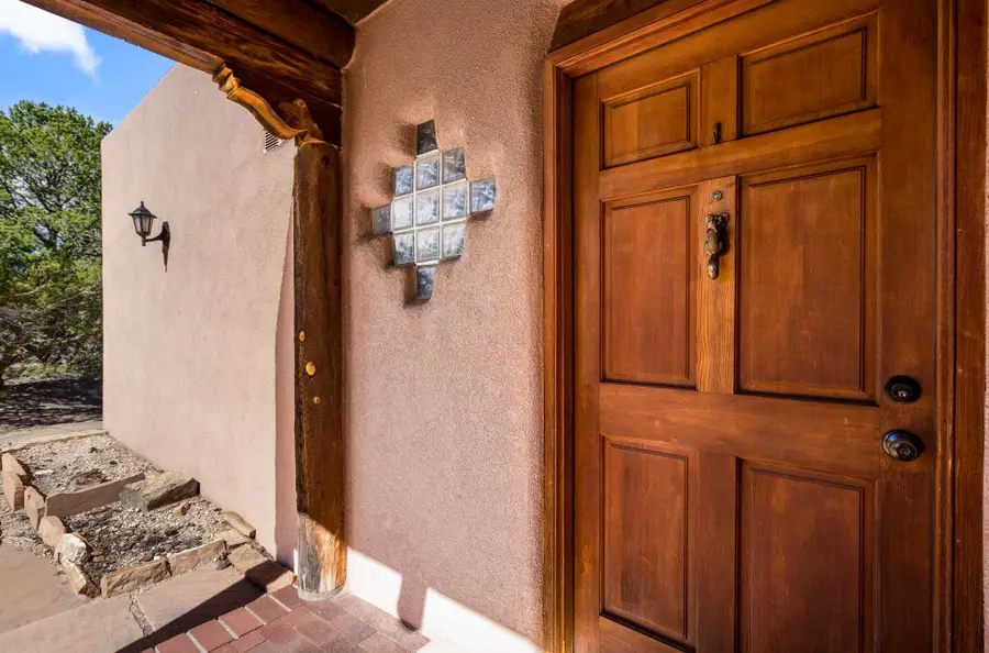 27 Sedillo Loop, Tijeras, NM 87059 - #3