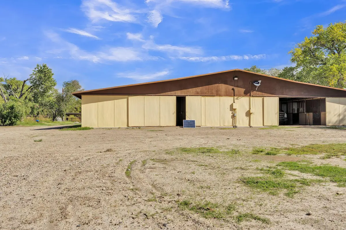 25 Loma Del Rio, Los Lunas, NM 87031 - #1