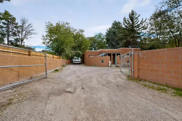 1330 Goff Boulevard Sw, Albuquerque, NM 87105