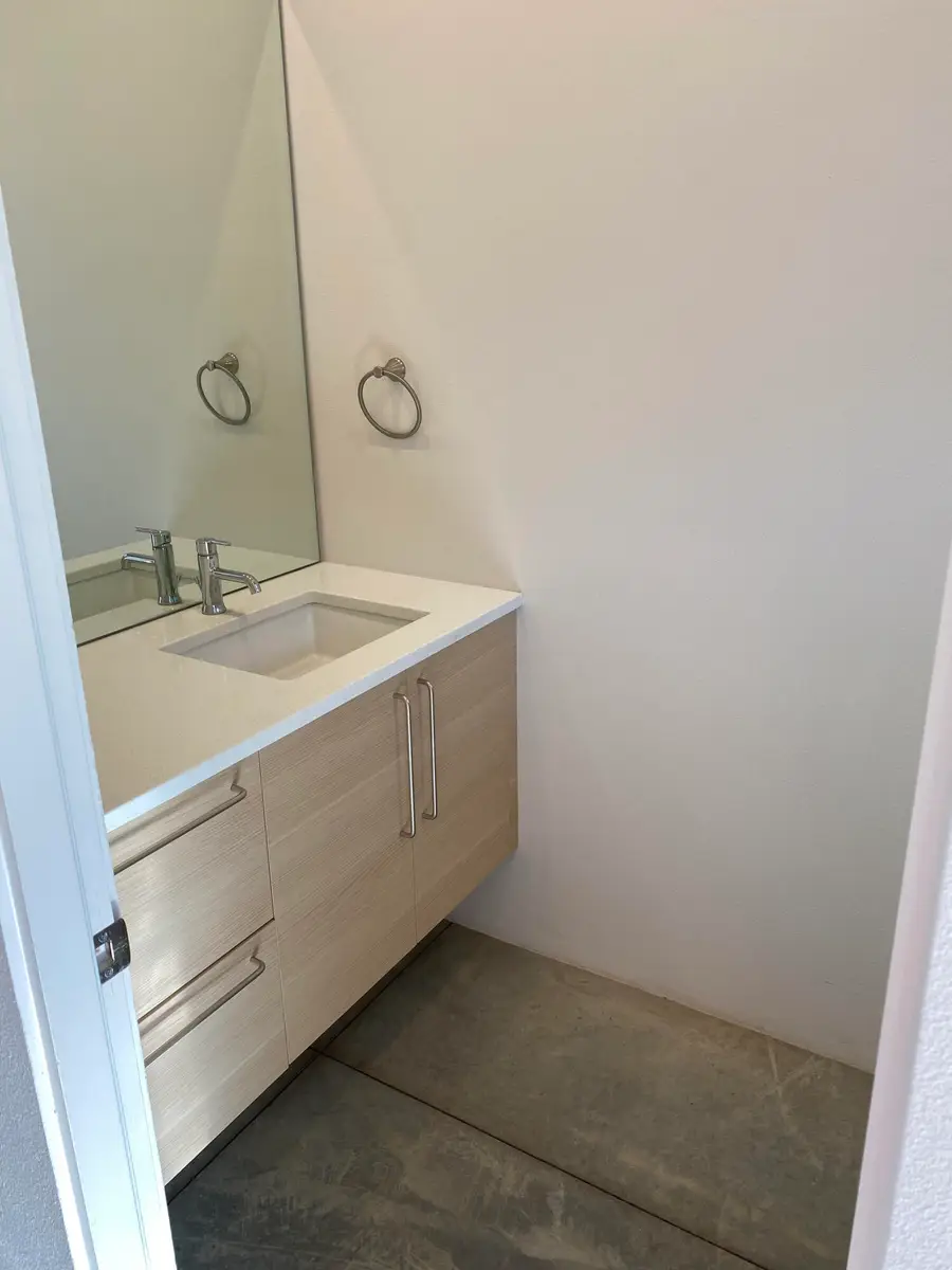 1027 Forrester Street Nw, Albuquerque, NM 87102 - #3