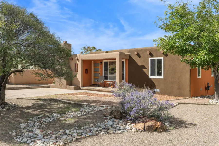 1609 Cornell Drive Se, Albuquerque, NM 87106 - #2