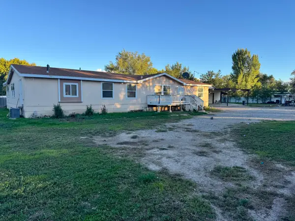 1 Lori Ann Lane, Belen, NM 87002