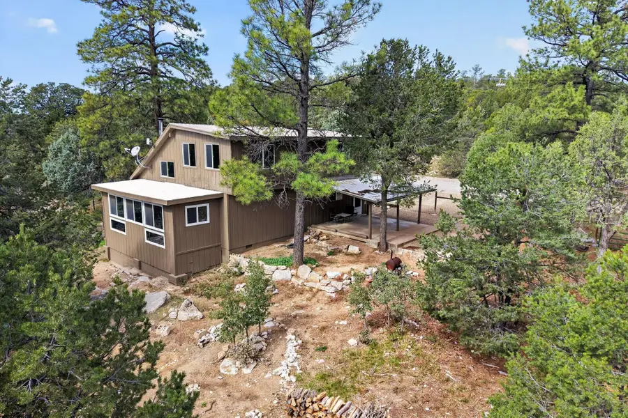 16 Thunderbird Lane, Tijeras, NM 87059 - #3