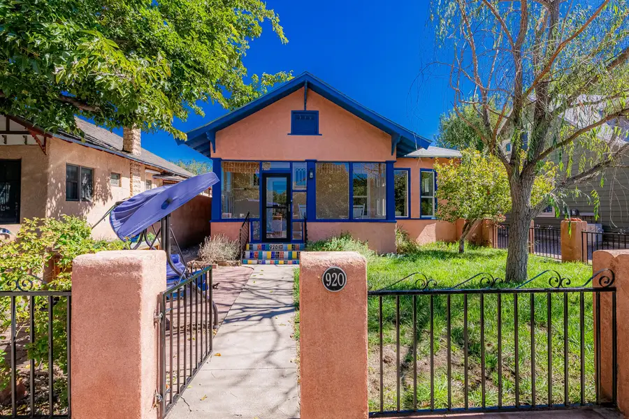 920 Forrester Street Nw, Albuquerque, NM 87102 - #3