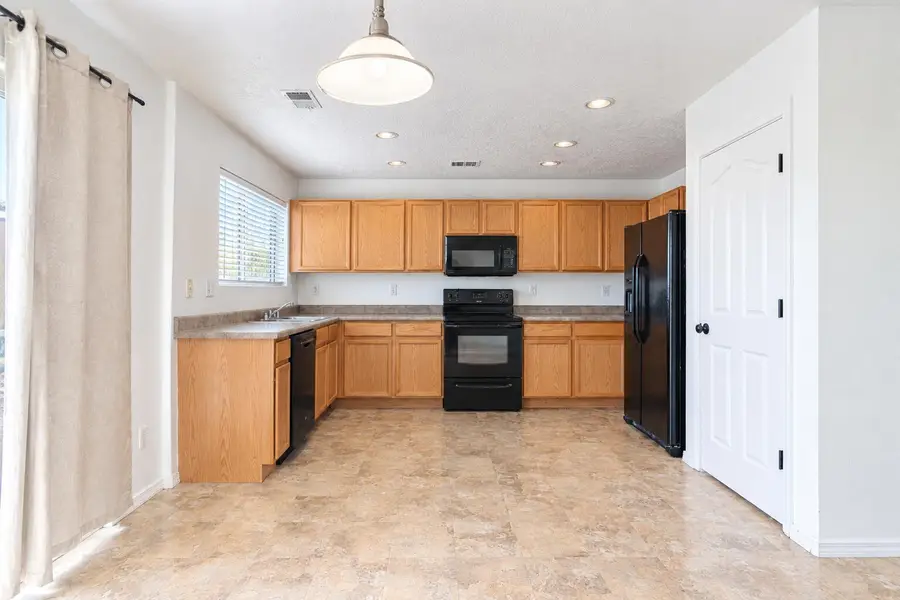 512 Desert Maize Drive Sw, Albuquerque, NM 87121 - #2
