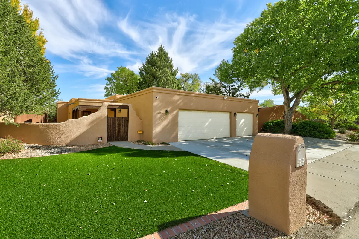 3219 El Toboso Drive Nw, Albuquerque, NM 87104 - #1