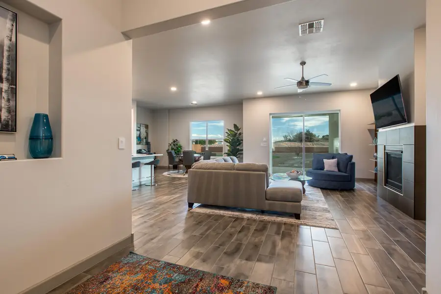 5900 Kennard Road Ne, Rio Rancho, NM 87144 - #2