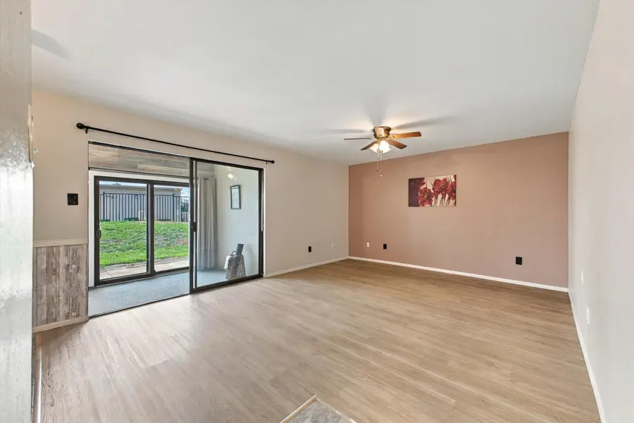 901 Country Club Drive Se #APT B, Rio Rancho, NM 87124 - #3