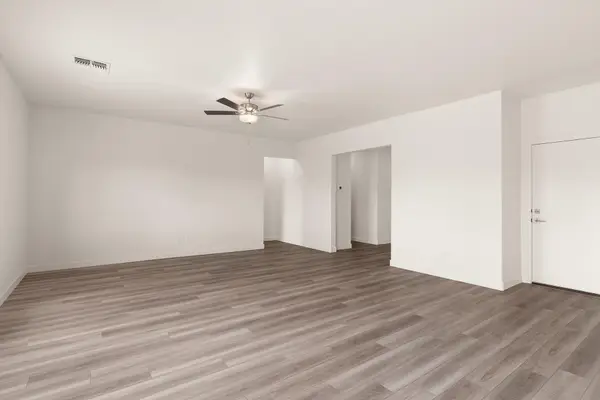 835 Calle De Las Rosas, Belen, NM 87002