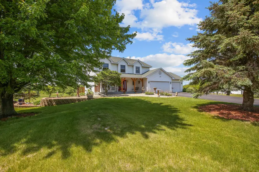 35210 Lily Street Nw, Cambridge, MN 55008 - Image #2
