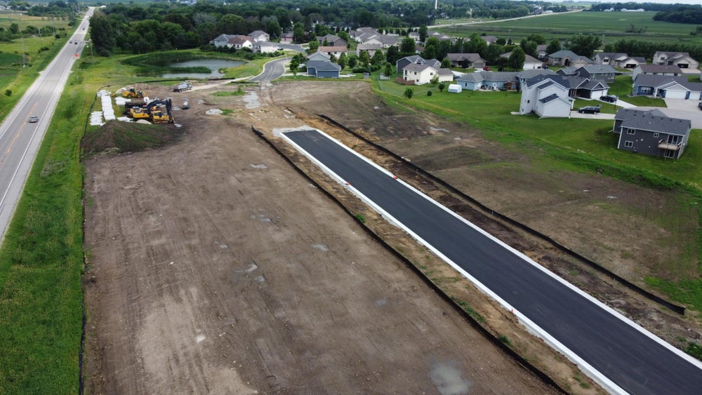 L17B2 Sandstone Drive Nw, Eyota, MN 55934 ERA