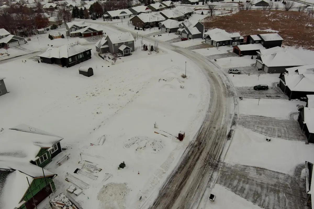 610 Summer Avenue Se, New Prague, MN 56071 - Image #1