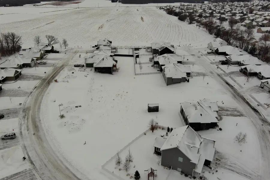 610 Summer Avenue Se, New Prague, MN 56071 - Image #2