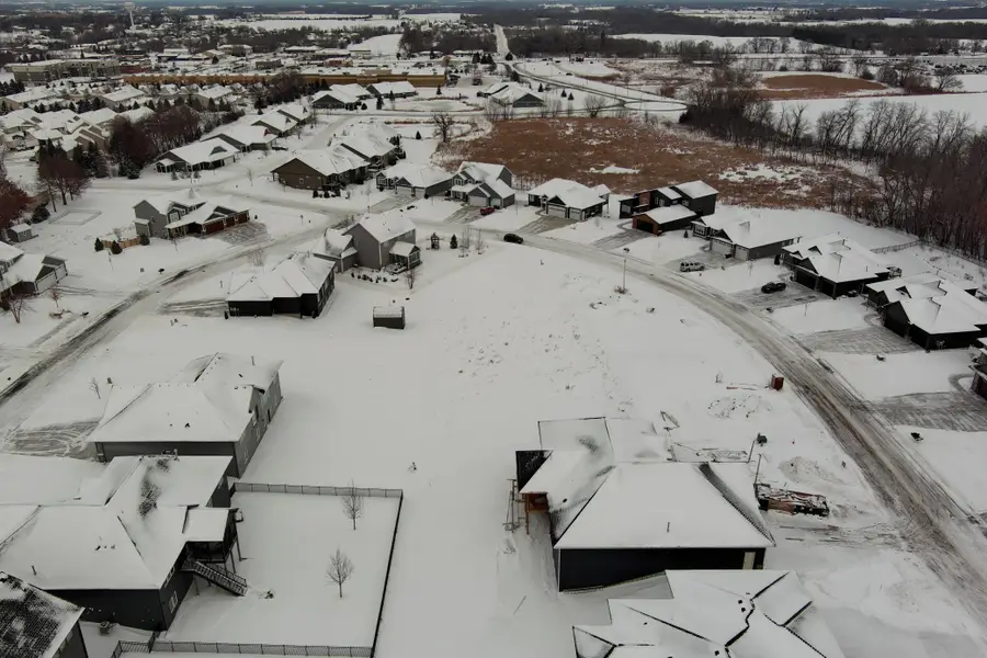 610 Summer Avenue Se, New Prague, MN 56071 - Image #3