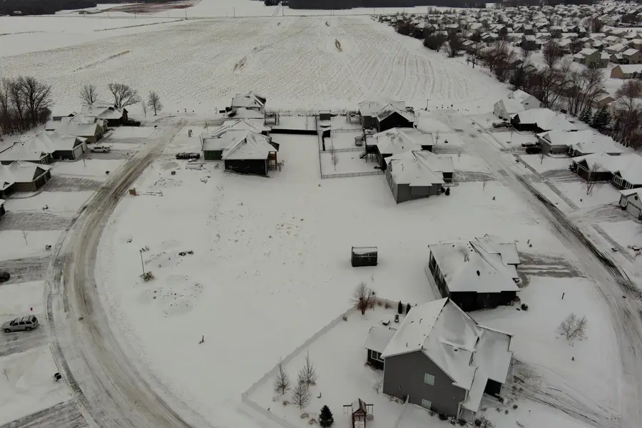 605 Eastland Avenue Se, New Prague, MN 56071 - Image #2