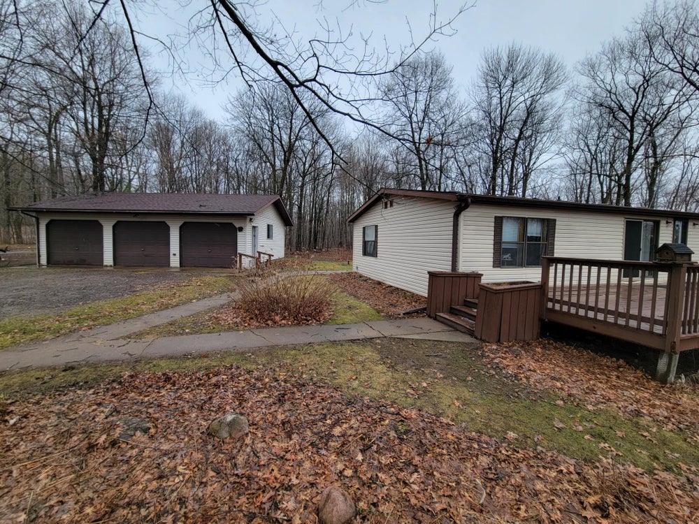 N6104 Lake Road, Stone Lake, WI 54876 ERA