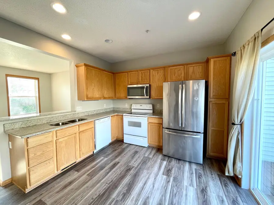 11323 Davenport Circle Ne #D, Blaine, MN 55449 - #2