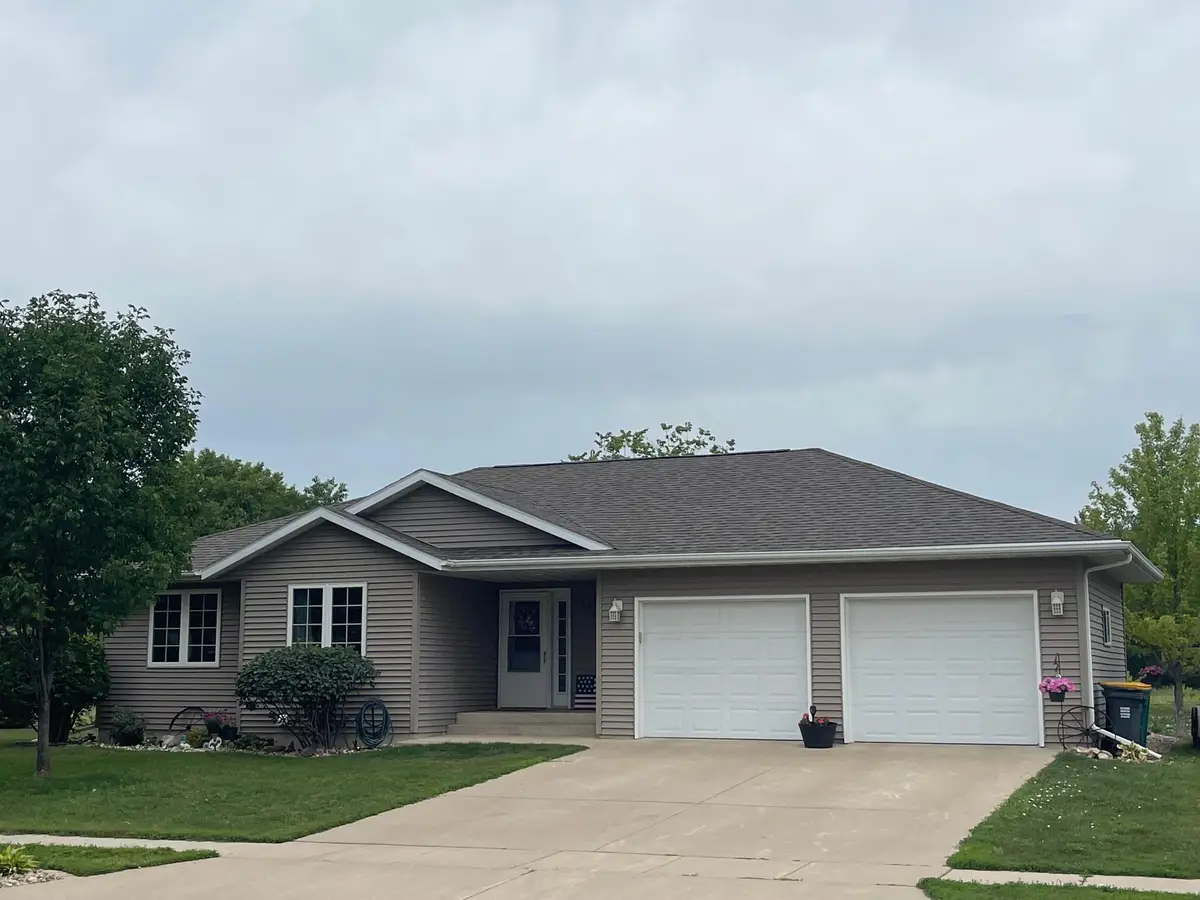520 Harriett Drive, Marshall, MN 56258 - Image #1