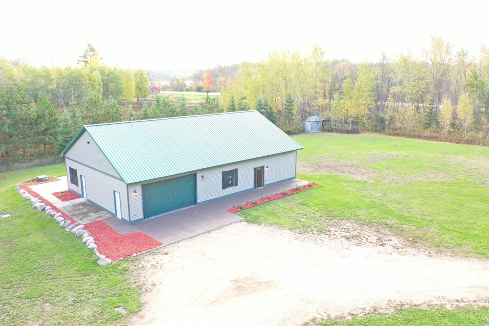 38188 County Road 63, Cohasset, MN 55721 ERA