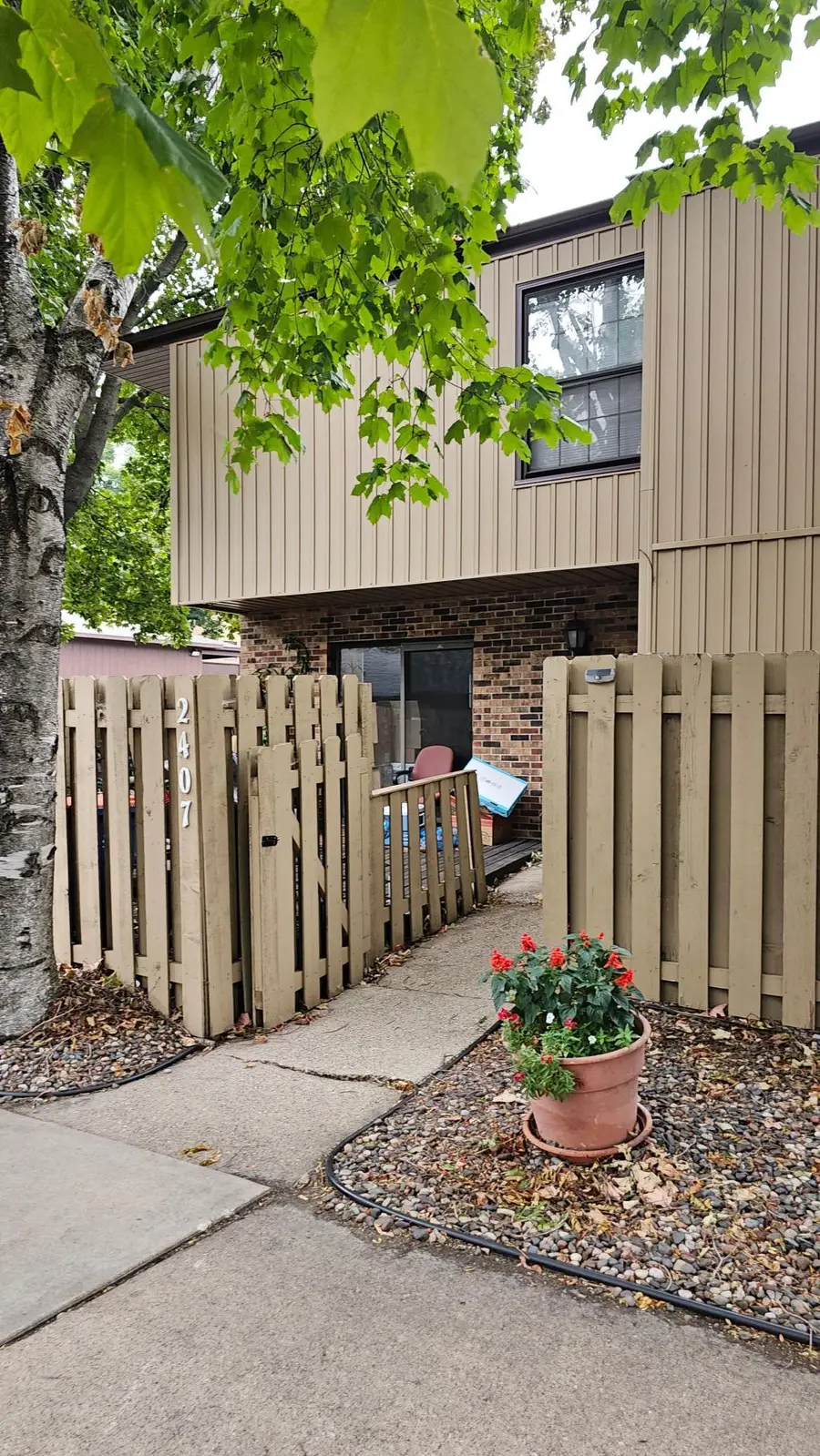 2407 Unity Avenue N, Golden Valley, MN 55422 - Image #2