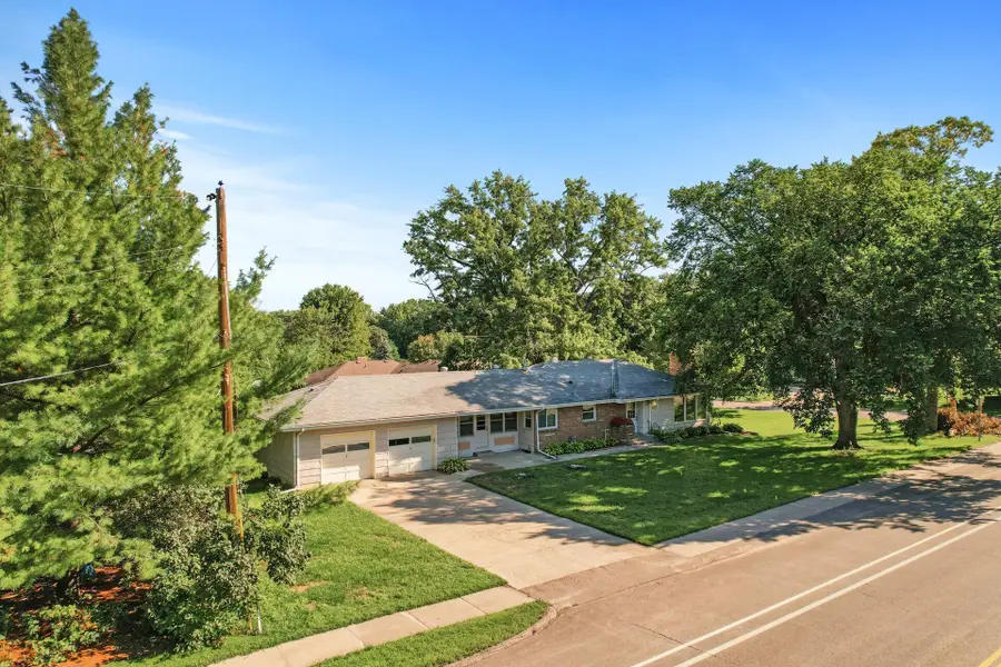 4700 Glenwood Avenue, Golden Valley, MN 55422 - Image #2