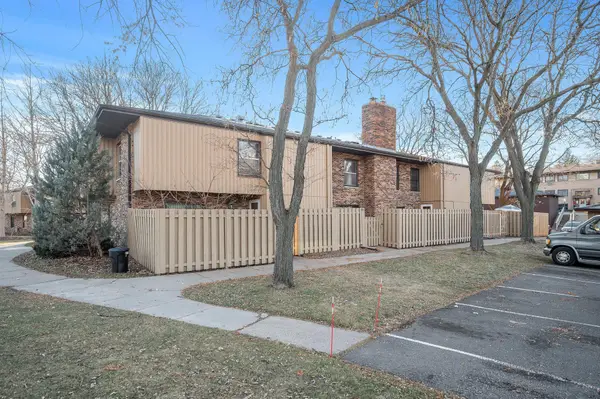 2437 Unity Avenue N, Golden Valley, MN 55422