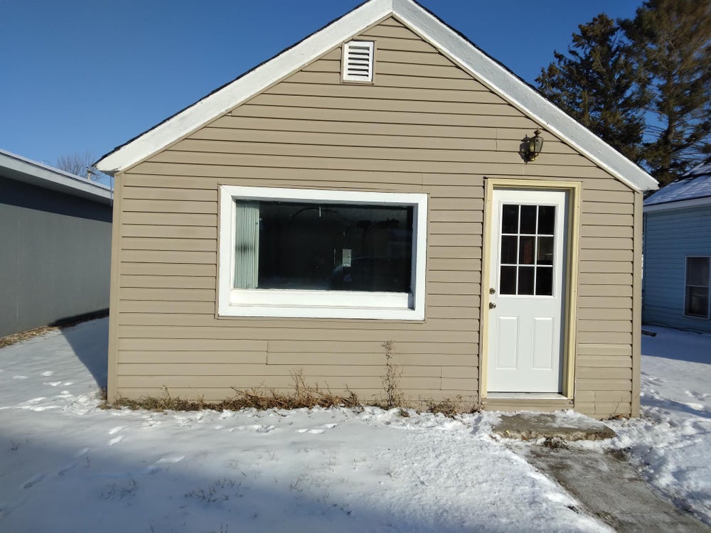 118 State Street Nw, Evansville, MN 56326 ERA