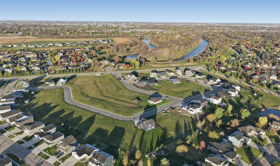 329 48th Avenue S, Moorhead, MN 56560 - Image #3