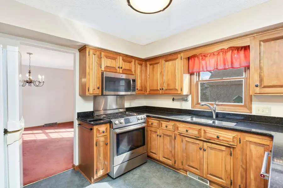 4436 Oakmede Lane, White Bear Lake, MN 55110 - Image #3