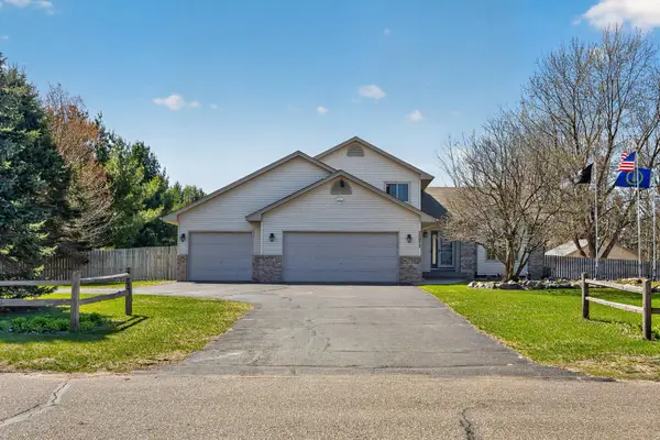 20972 Rendova Street Ne, East Bethel, MN 55011