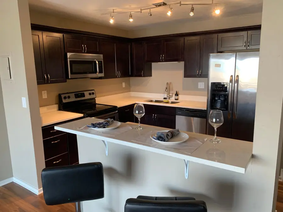 66 9th Street E #1307, Saint Paul, MN 55101 - #2