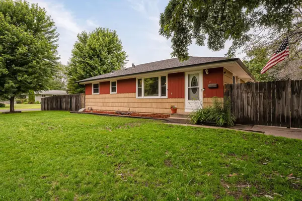 6110 Regent Avenue N, Brooklyn Center, MN 55429